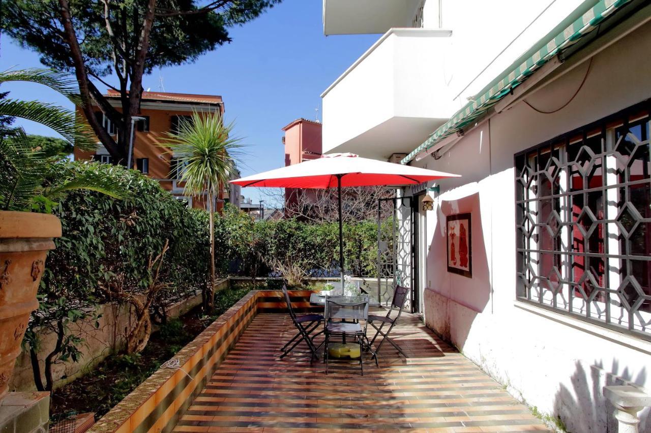Timeless St Peter Terrace — Photos 1